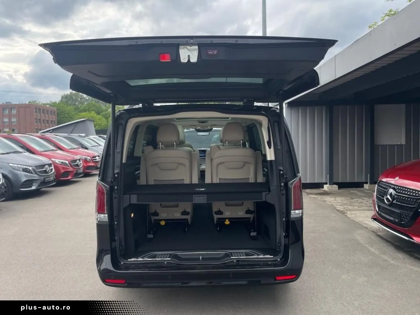 MERCEDES-BENZ V 300 d 4M EXCLUSIVE Lang StHz Pano Augmented