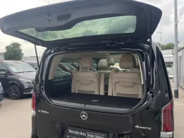 MERCEDES-BENZ V 300 d 4M EXCLUSIVE Lang StHz Pano Augmented