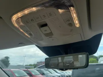 MERCEDES-BENZ V 300 d 4M EXCLUSIVE Lang StHz Pano Augmented