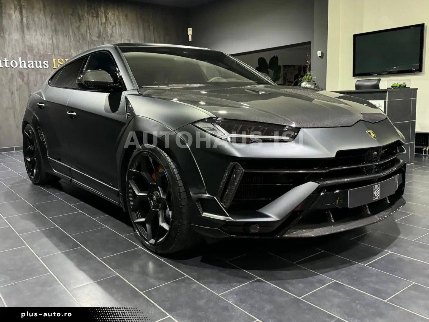 LAMBORGHINI Urus S NOVITEC ESTESO WIDEBODY NERO MATT CARBON