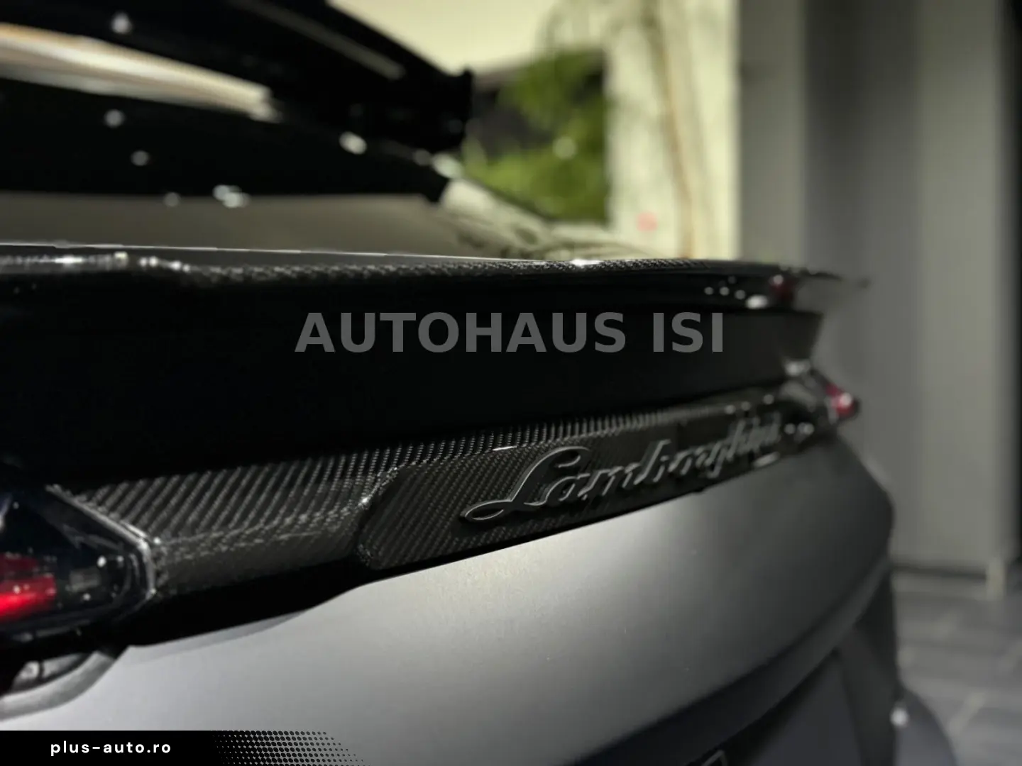 LAMBORGHINI Urus S NOVITEC ESTESO WIDEBODY NERO MATT CARBON