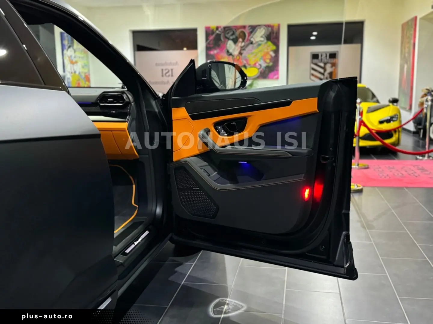 LAMBORGHINI Urus S NOVITEC ESTESO WIDEBODY NERO MATT CARBON