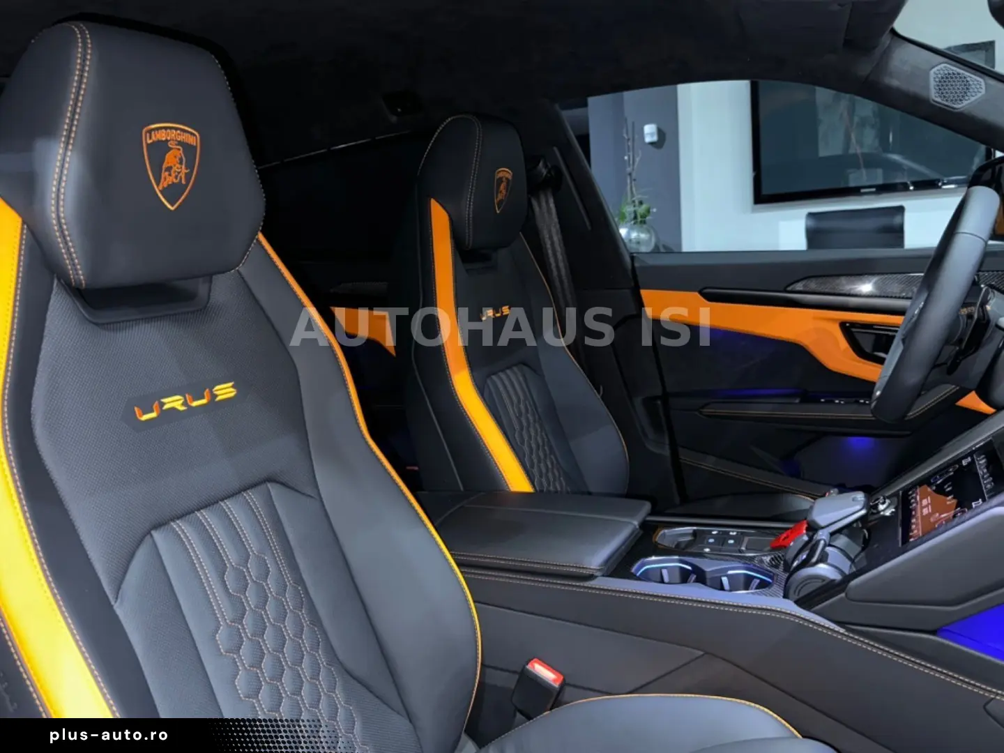 LAMBORGHINI Urus S NOVITEC ESTESO WIDEBODY NERO MATT CARBON