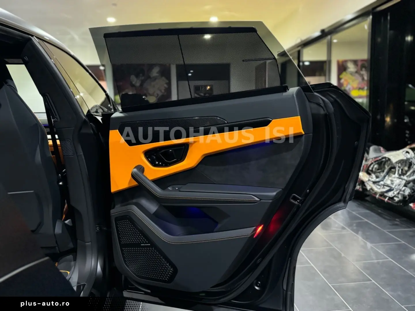 LAMBORGHINI Urus S NOVITEC ESTESO WIDEBODY NERO MATT CARBON