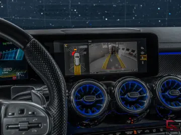 MERCEDES-BENZ GLB 35 AMG 4M Pano 21  Carbon-optics