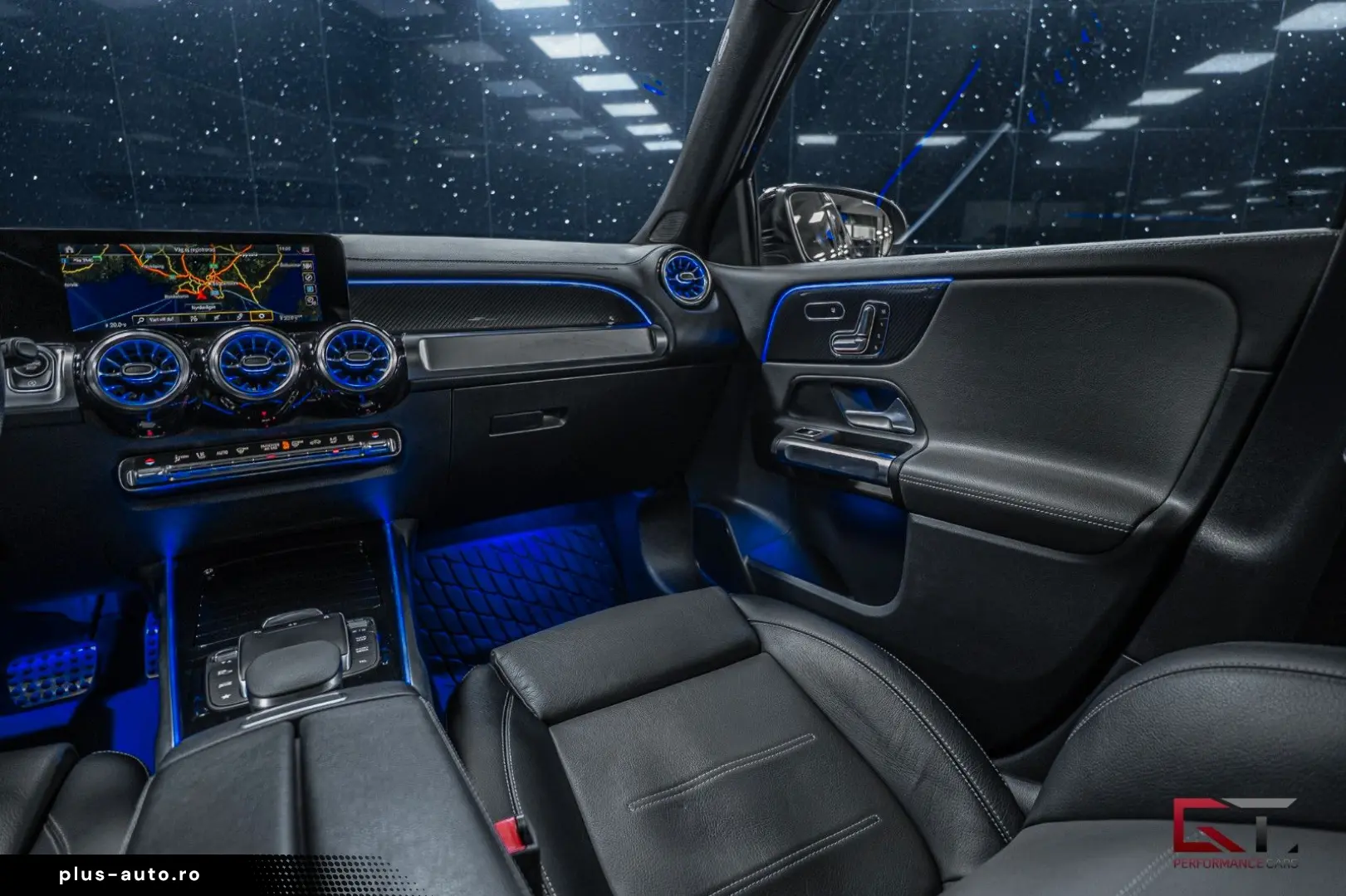 MERCEDES-BENZ GLB 35 AMG 4M Pano 21  Carbon-optics