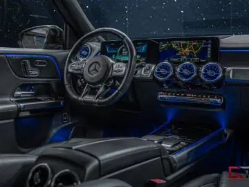 MERCEDES-BENZ GLB 35 AMG 4M Pano 21  Carbon-optics