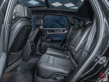 PORSCHE Cayenne E-Hyb FACELIFT SpDesign Pano PassDisplay