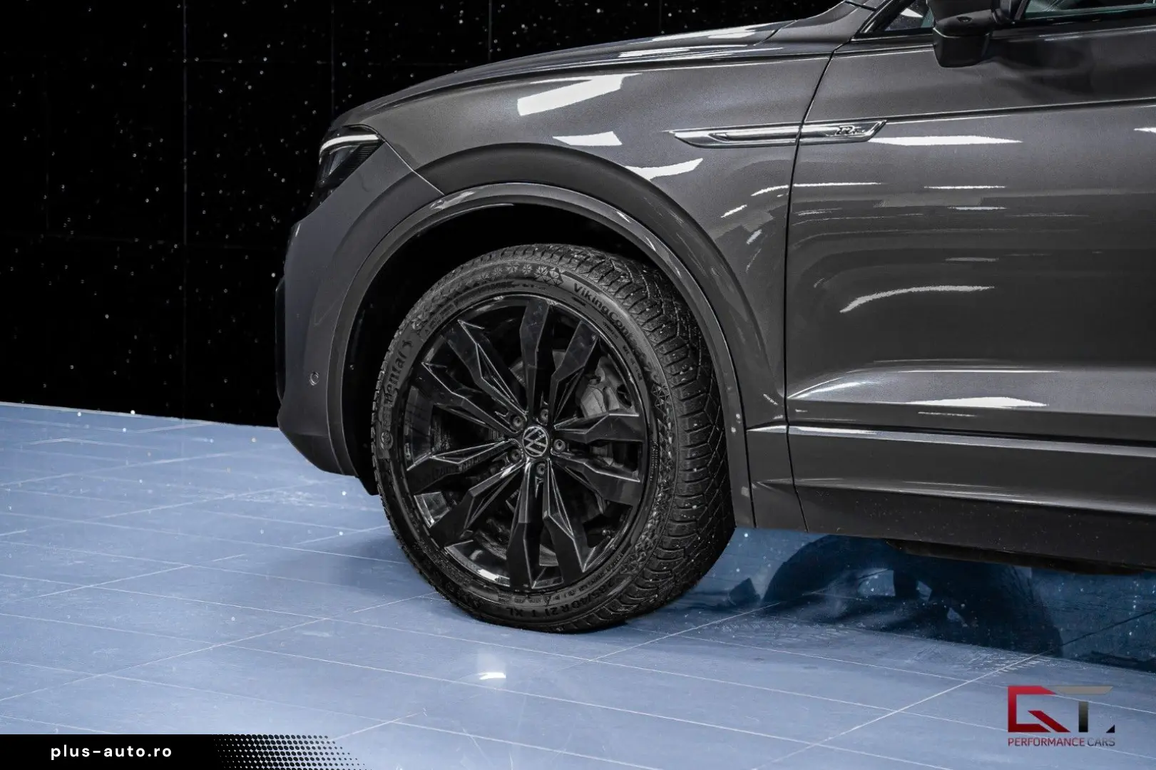 VW Touareg 3.0 V6 TDI 4M R-Line Innovation 21  Pano