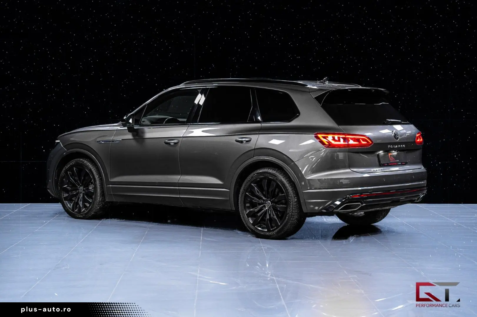 VW Touareg 3.0 V6 TDI 4M R-Line Innovation 21  Pano