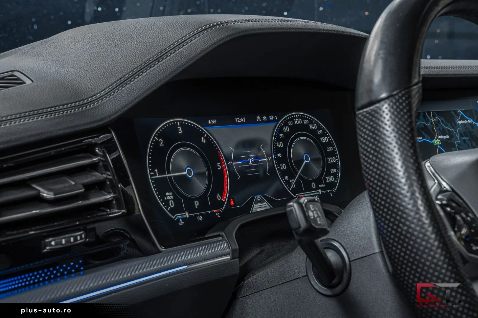 VW Touareg 3.0 V6 TDI 4M R-Line Innovation 21  Pano