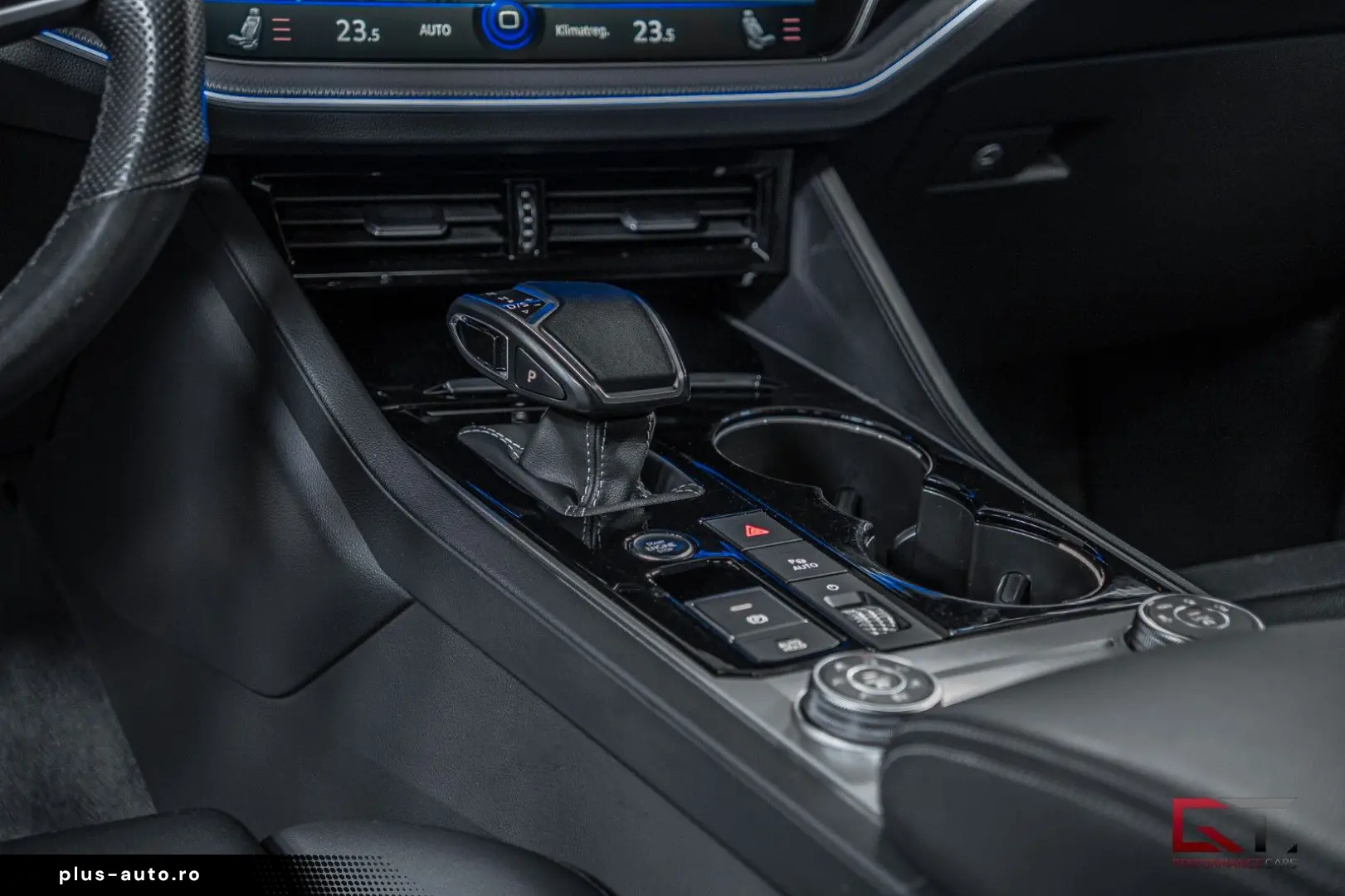 VW Touareg 3.0 V6 TDI 4M R-Line Innovation 21  Pano