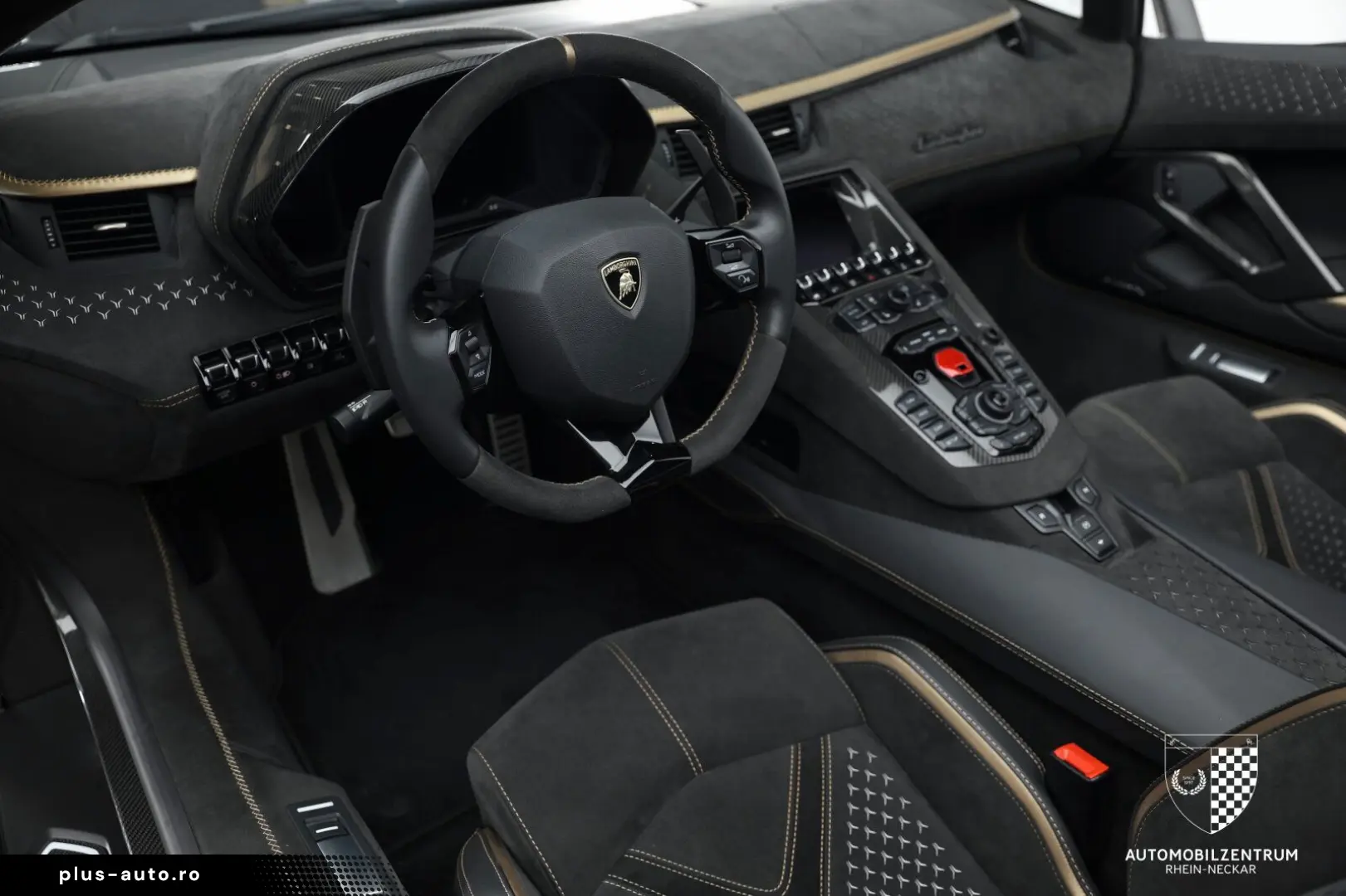 LAMBORGHINI Aventador Ultimae Roadster 1 of 250 FullCarbon