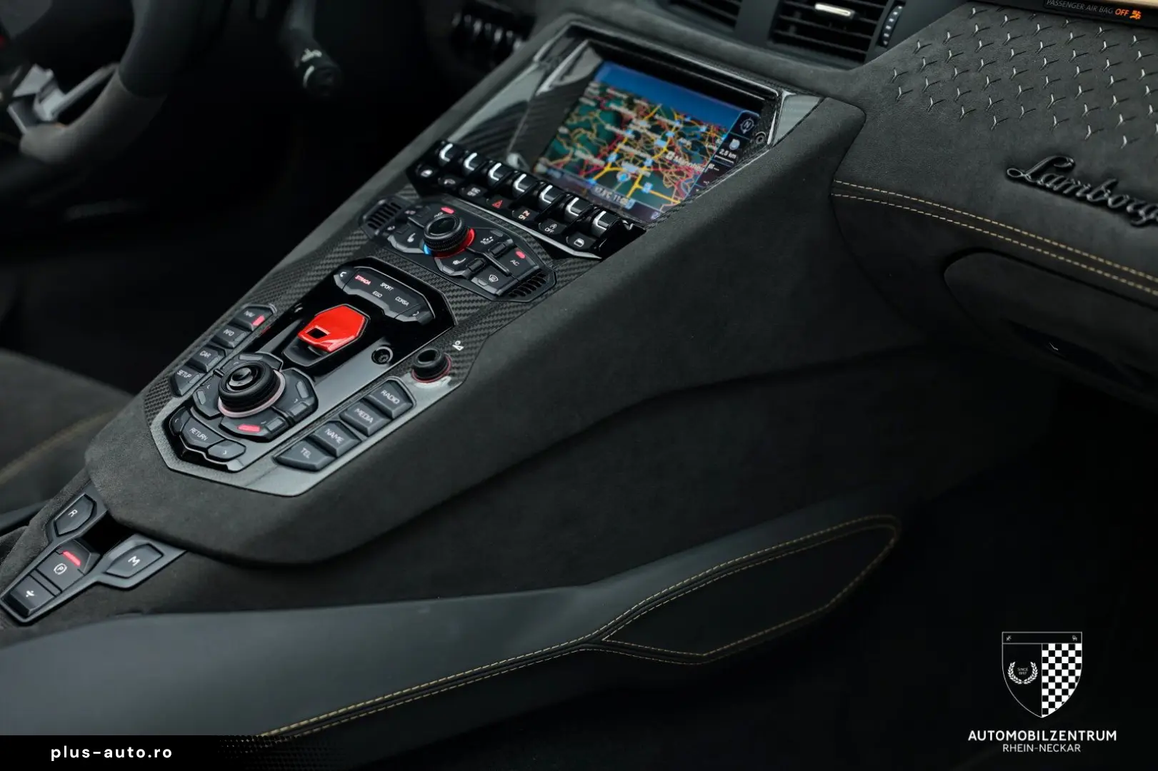 LAMBORGHINI Aventador Ultimae Roadster 1 of 250 FullCarbon