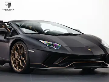 LAMBORGHINI Aventador Ultimae Roadster 1 of 250 FullCarbon
