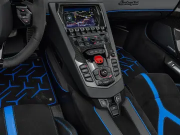 LAMBORGHINI Aventador SVJ Roadster