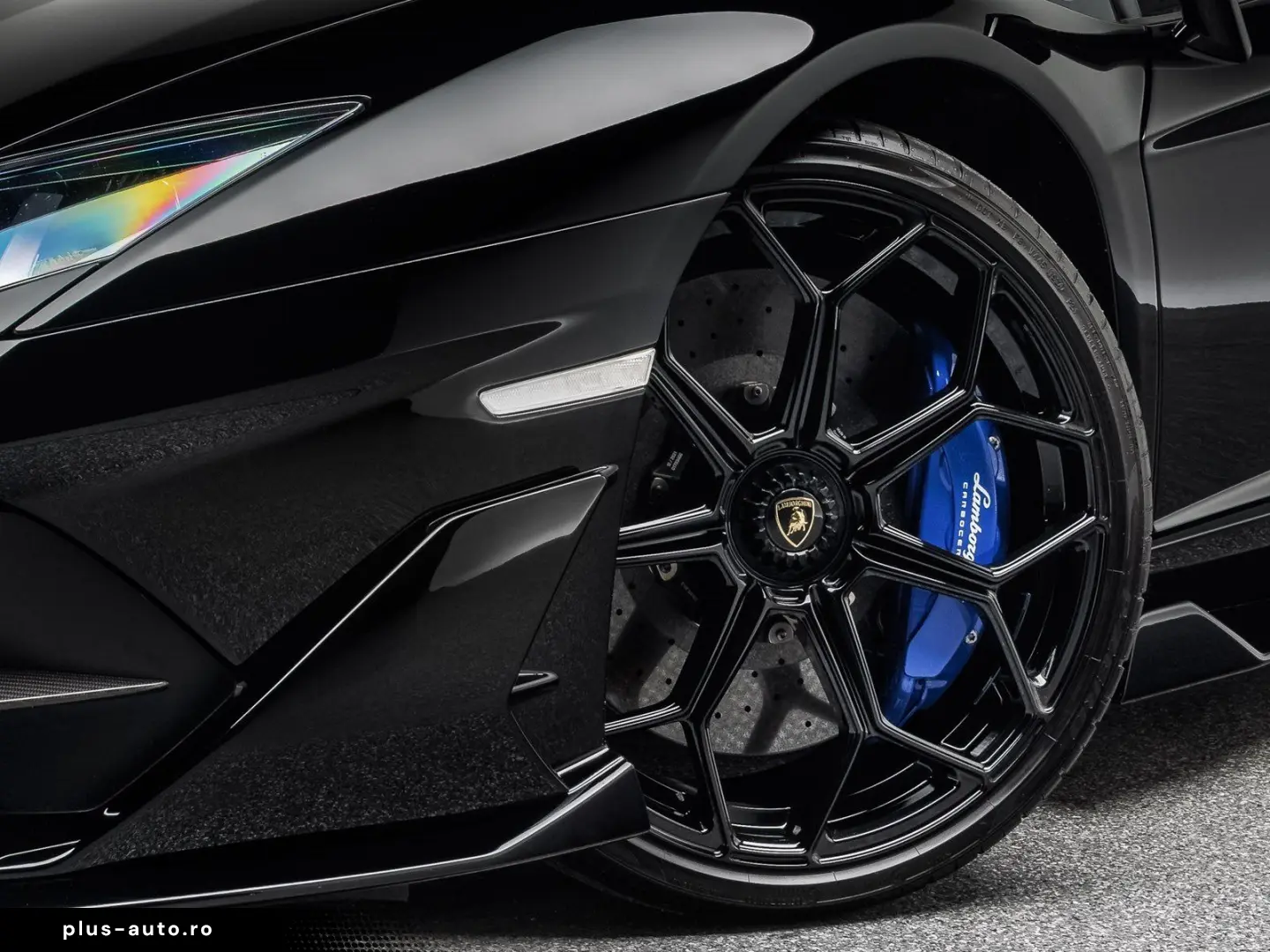 LAMBORGHINI Aventador SVJ Roadster