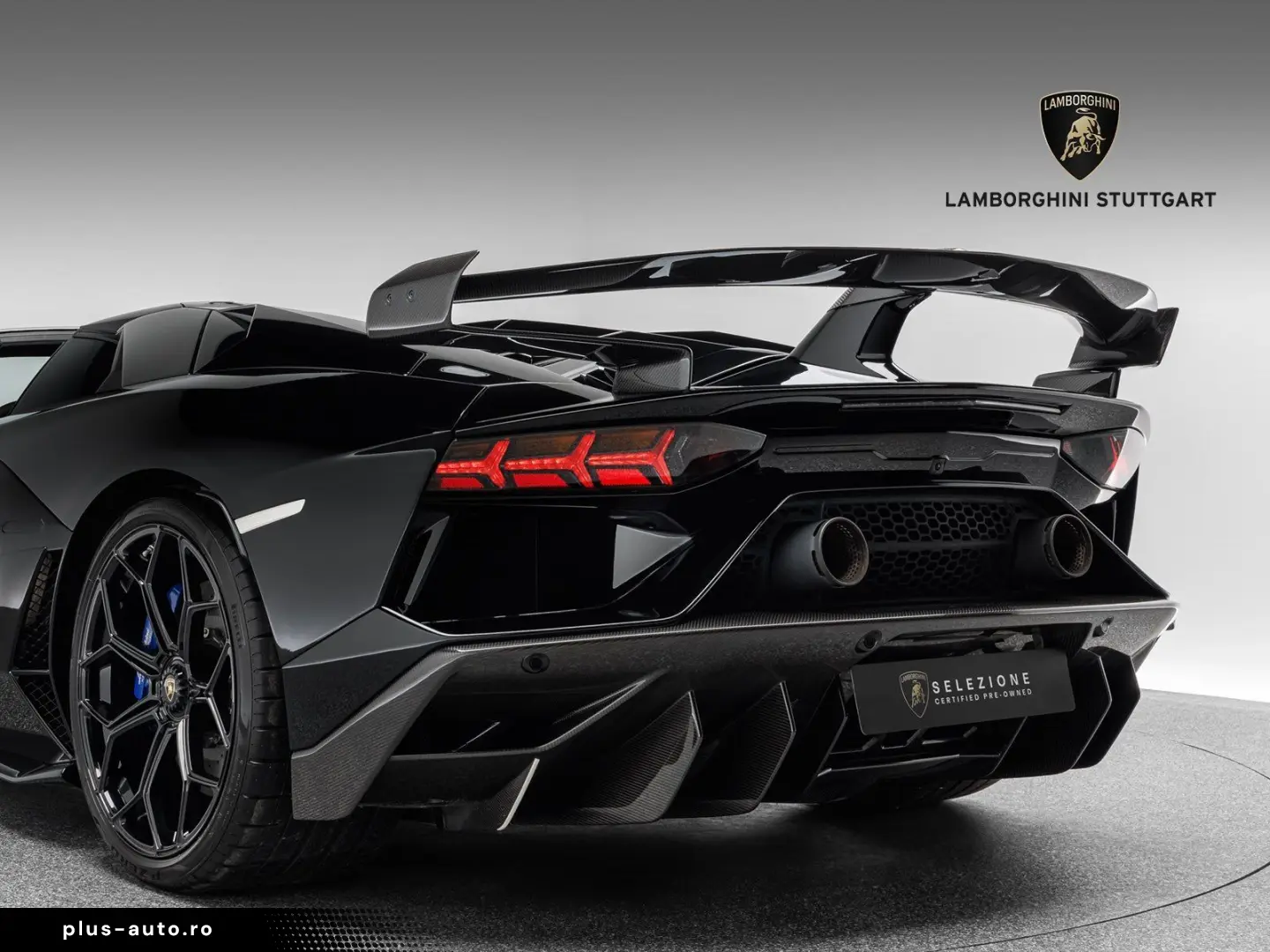 LAMBORGHINI Aventador SVJ Roadster