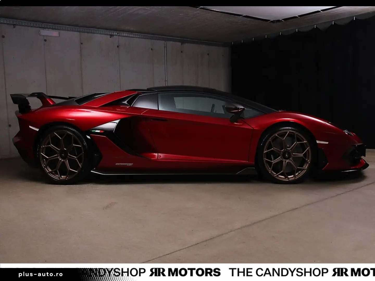 LAMBORGHINI Aventador SVJ Roadster  AD_Personam