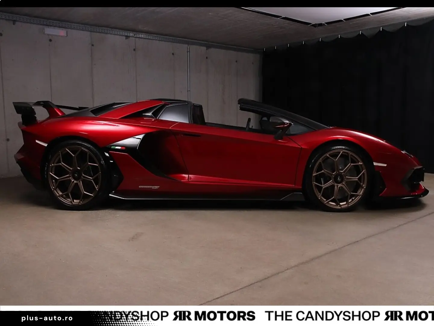 LAMBORGHINI Aventador SVJ Roadster  AD_Personam