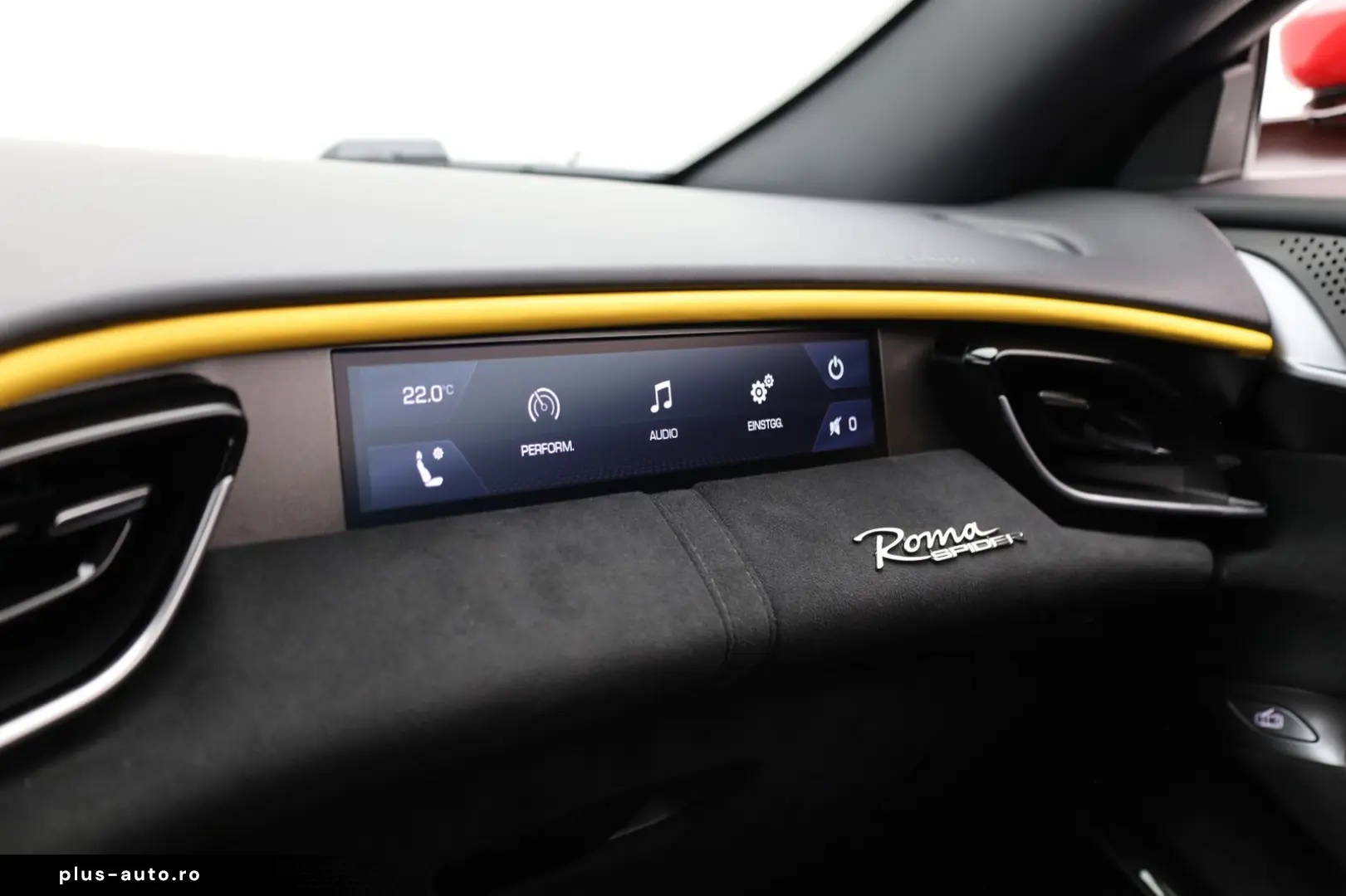 FERRARI Roma Spider - ROSSO IMOLA20