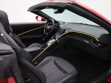 FERRARI Roma Spider - ROSSO IMOLA20