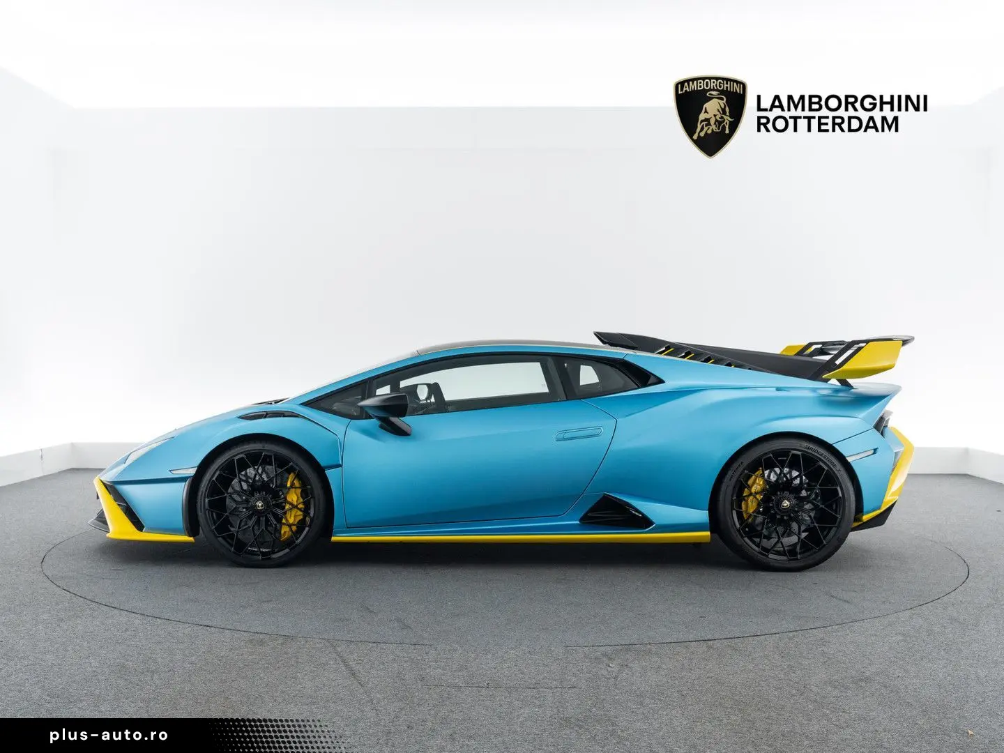 LAMBORGHINI Huracán STO I Full Carbon I Xpel Stealth