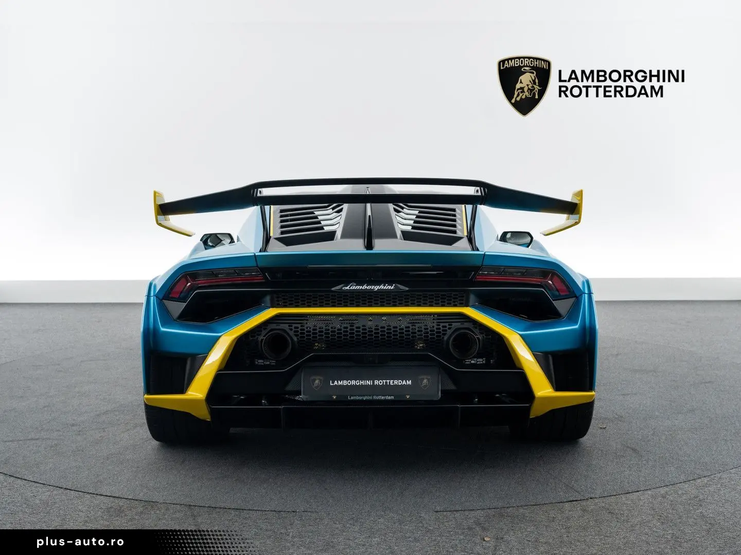 LAMBORGHINI Huracán STO I Full Carbon I Xpel Stealth