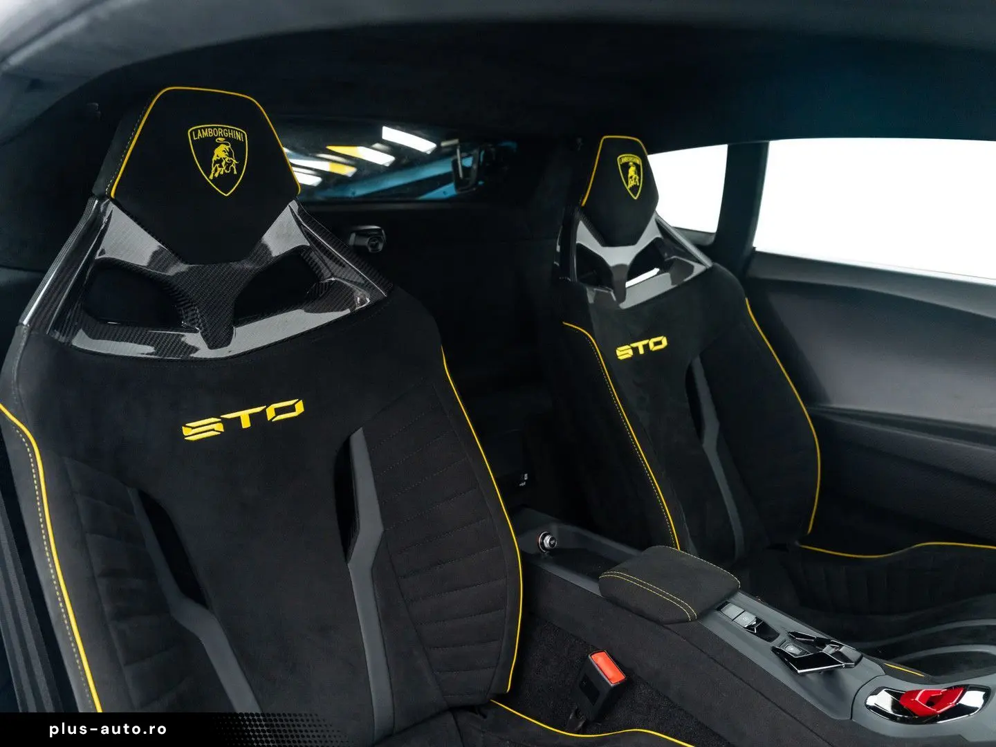 LAMBORGHINI Huracán STO I Full Carbon I Xpel Stealth