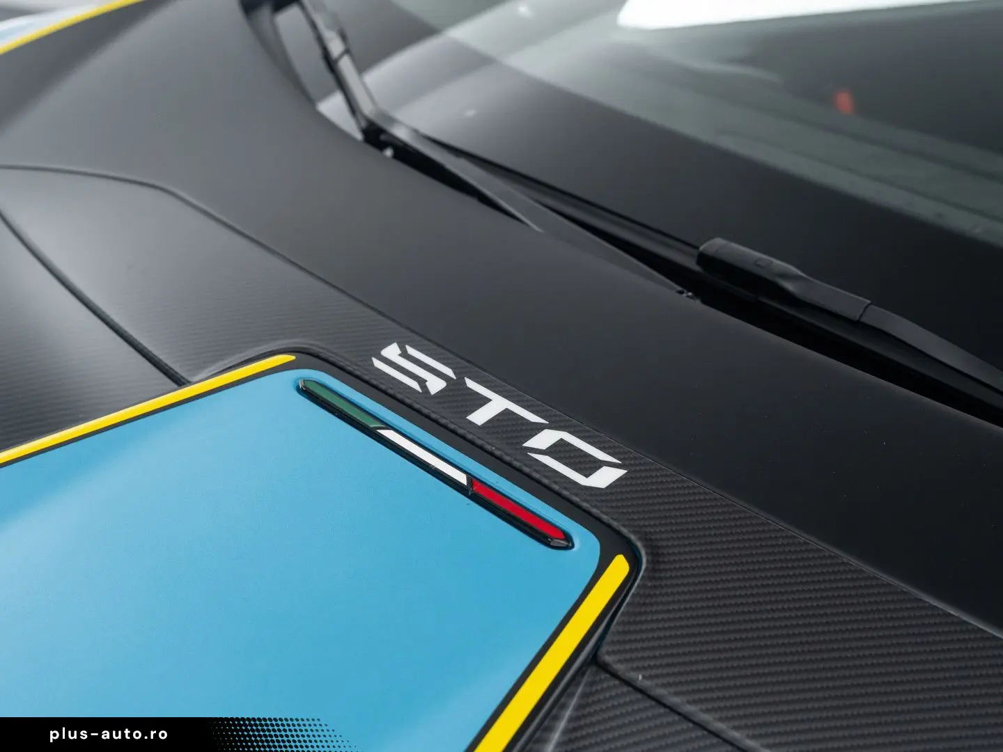 LAMBORGHINI Huracán STO I Full Carbon I Xpel Stealth