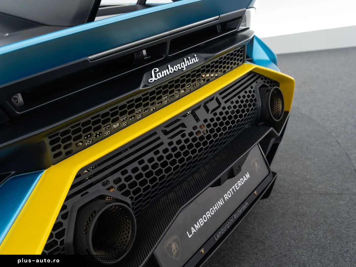 LAMBORGHINI Huracán STO I Full Carbon I Xpel Stealth