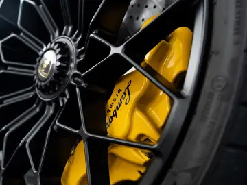 LAMBORGHINI Huracán STO I Full Carbon I Xpel Stealth