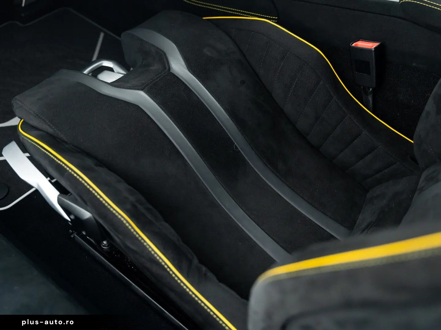 LAMBORGHINI Huracán STO I Full Carbon I Xpel Stealth