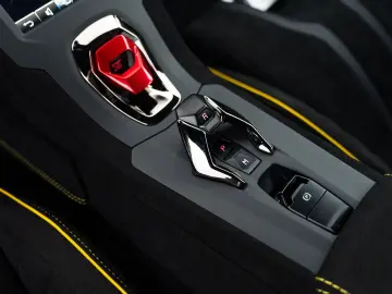 LAMBORGHINI Huracán STO I Full Carbon I Xpel Stealth