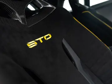 LAMBORGHINI Huracán STO I Full Carbon I Xpel Stealth