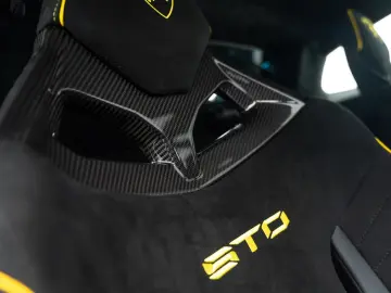 LAMBORGHINI Huracán STO I Full Carbon I Xpel Stealth