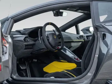 LAMBORGHINI Huracán STO   Full Exterior Carbon Pack   Lift