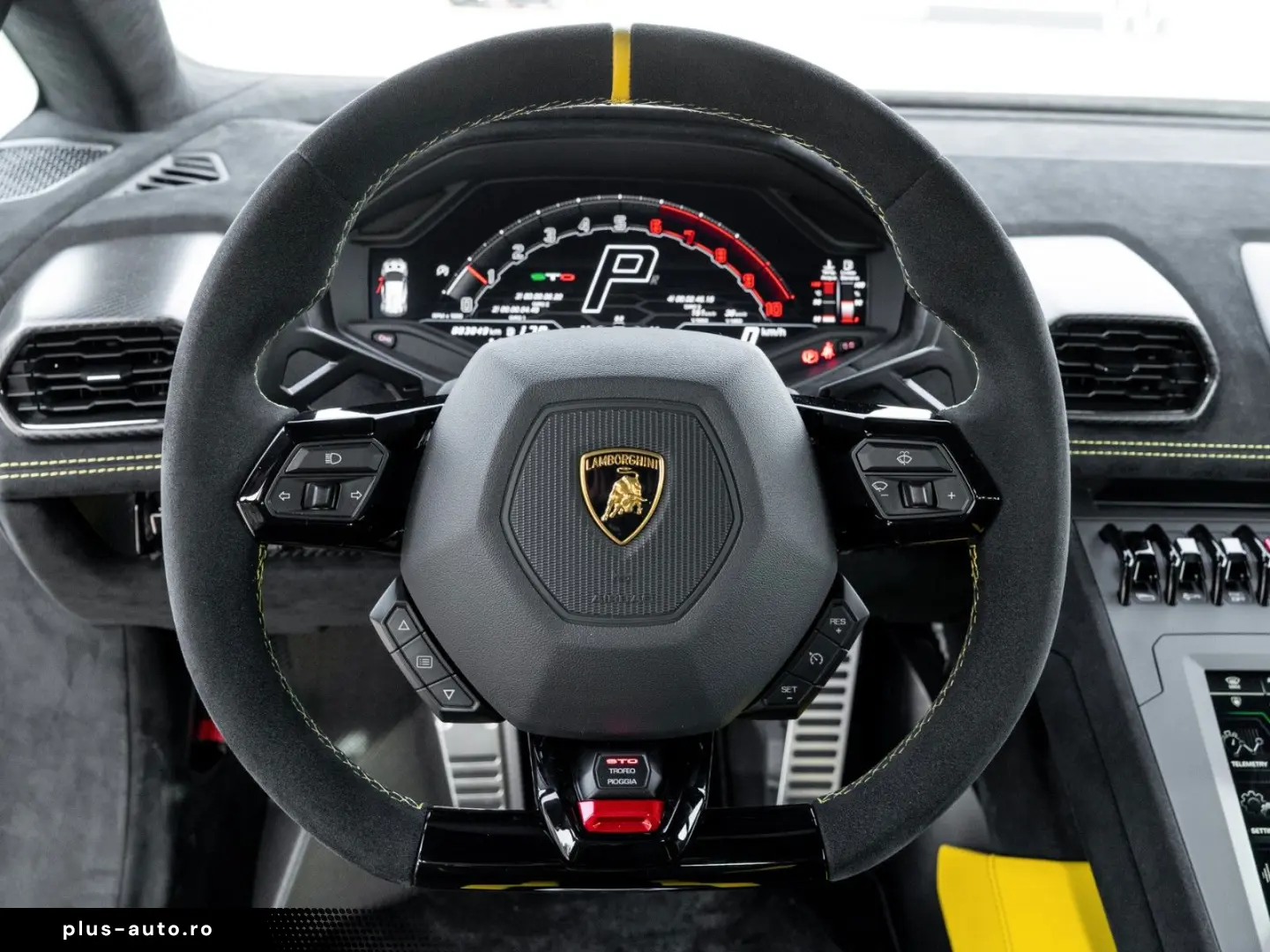 LAMBORGHINI Huracán STO   Full Exterior Carbon Pack   Lift