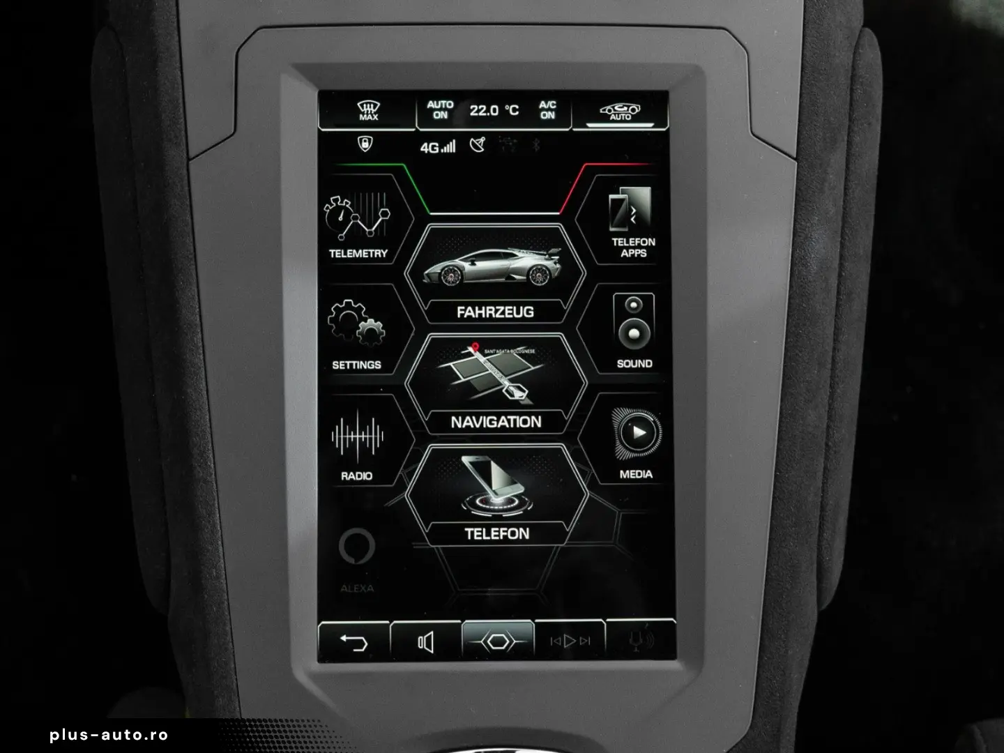 LAMBORGHINI Huracán STO   Full Exterior Carbon Pack   Lift