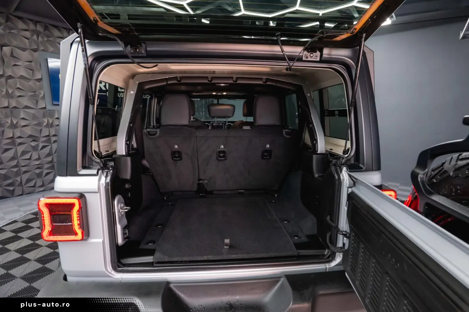 Jeep Wrangler 3.6 V6 UNLIMITED SPORT OFFROAD 4x4 LED