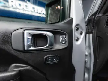 Jeep Wrangler 3.6 V6 UNLIMITED SPORT OFFROAD 4x4 LED