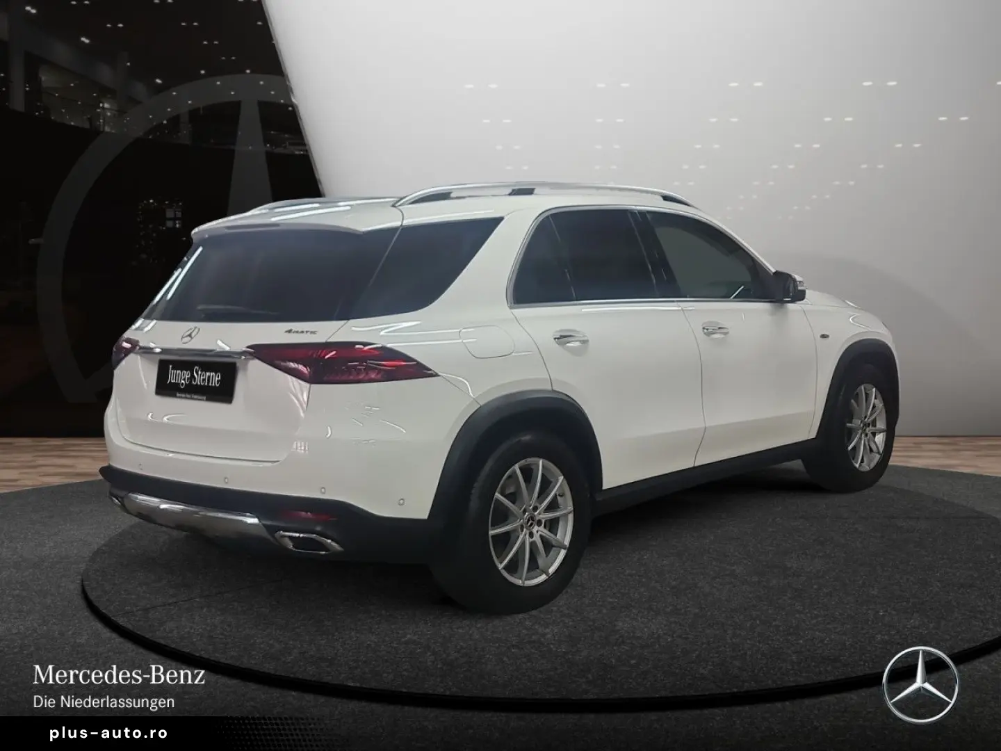 MERCEDES-BENZ GLE 350 de 4M Advanced  Pano  Buremster AHK 19