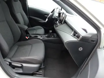 TOYOTA Corolla TS 2.0Hybrid TeamD Kamera Navi Totwinkel