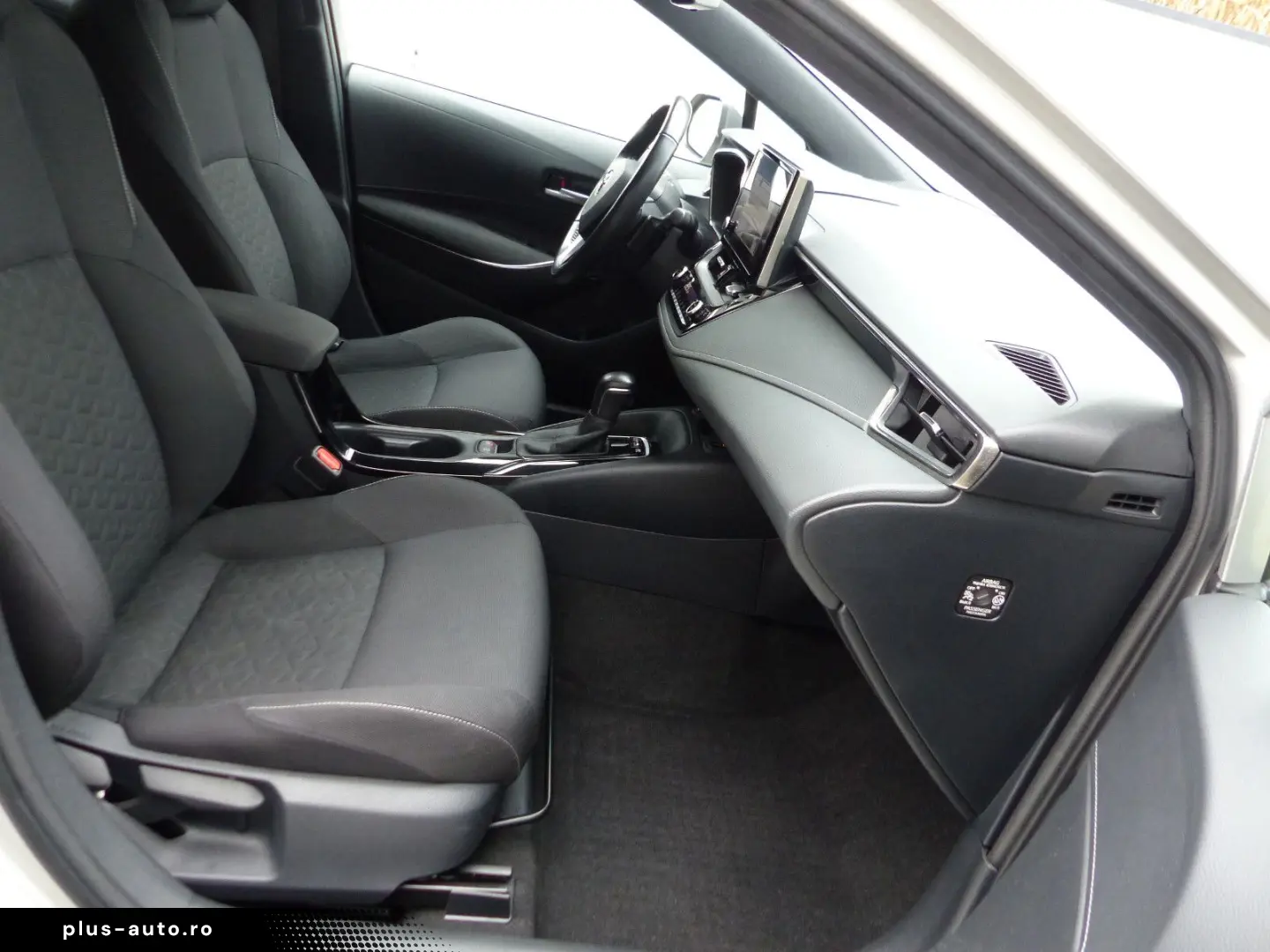 TOYOTA Corolla TS 2.0Hybrid TeamD Kamera Navi Totwinkel