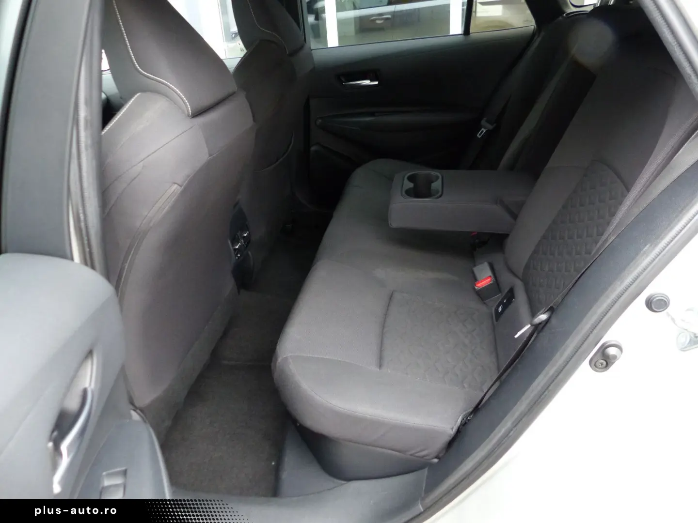 TOYOTA Corolla TS 2.0Hybrid TeamD Kamera Navi Totwinkel