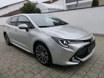 TOYOTA Corolla TS 2.0Hybrid TeamD Kamera Navi Totwinkel
