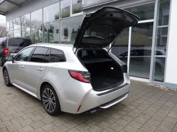 TOYOTA Corolla TS 2.0Hybrid TeamD Kamera Navi Totwinkel