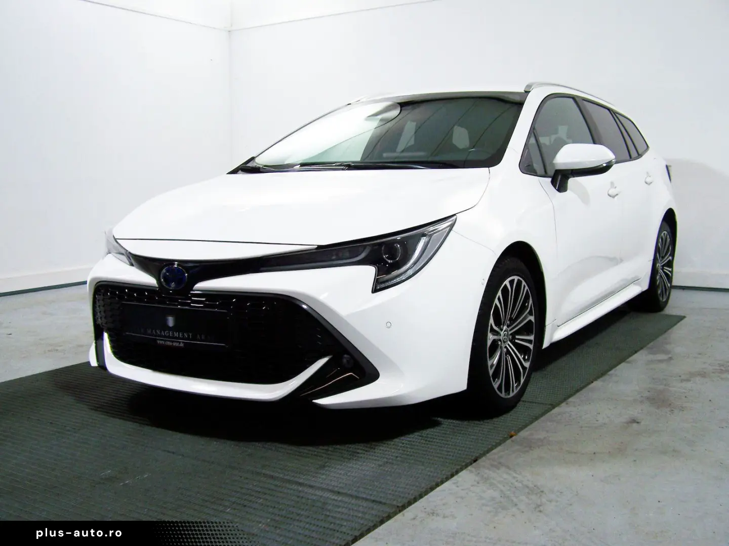 TOYOTA Corolla Touring Sports 1.8 VVT-i HEV Team D NAV