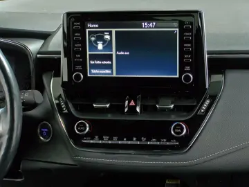 TOYOTA Corolla Touring Sports 1.8 VVT-i HEV Team D NAV