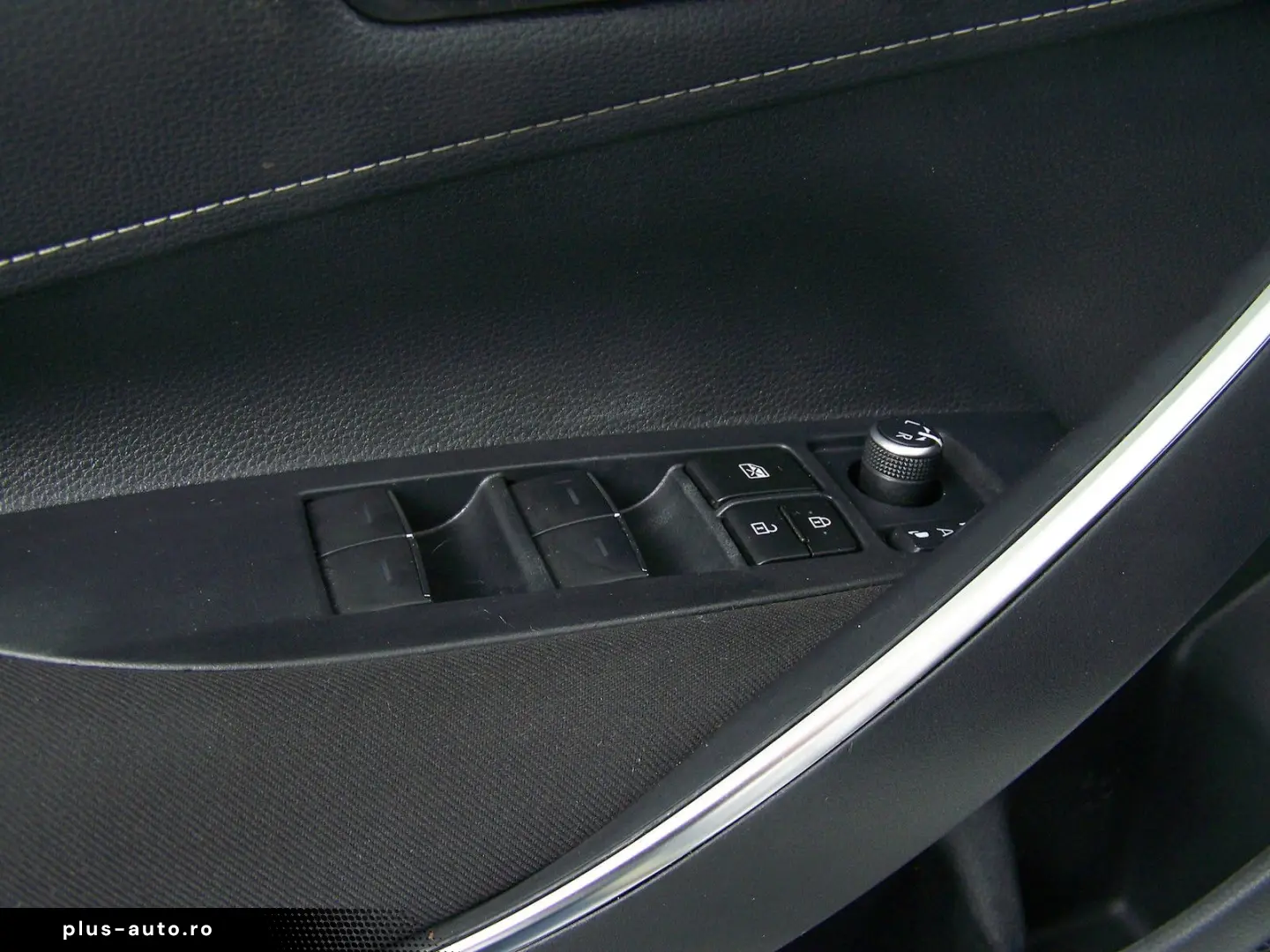 TOYOTA Corolla Touring Sports 1.8 VVT-i HEV Team D NAV